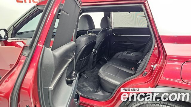 KG Mobility Torres 2023 — photo 12