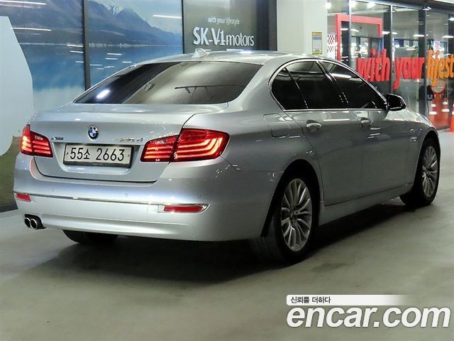 BMW 5-Series 2014 — photo 2