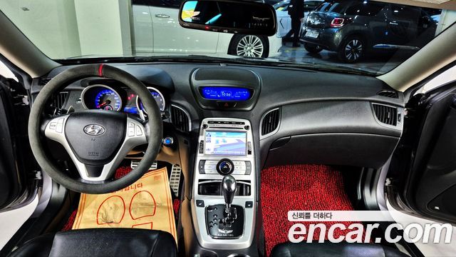 Hyundai Genesis 2010 — photo 7