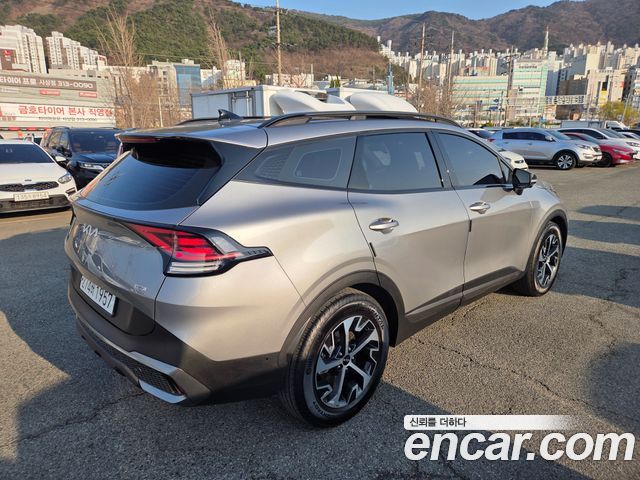 Kia Sportage 2023 — photo 4