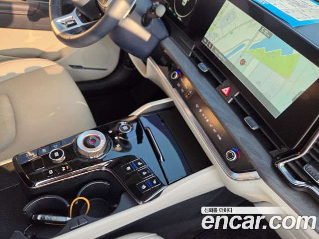 Kia Sportage 2023 — photo 17