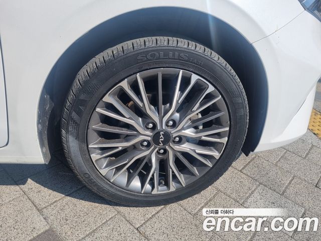 Kia K3 2022 — photo 5