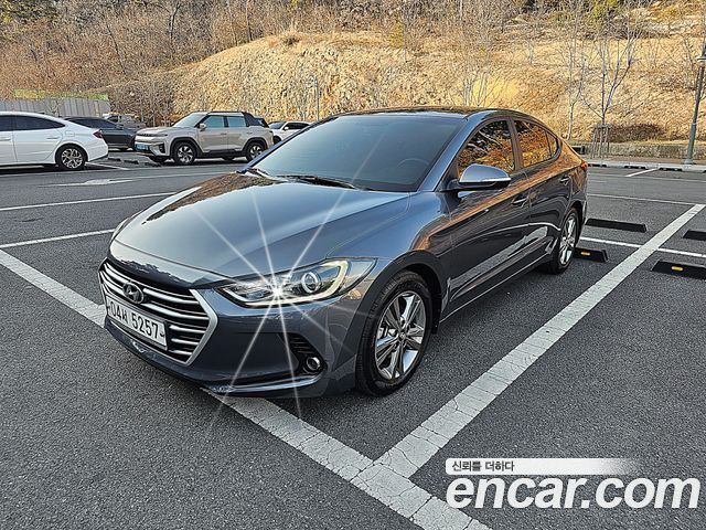 Hyundai AVANTE 2017 — photo 20