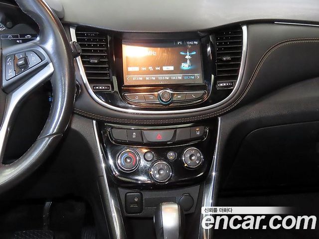 Chevrolet Korea Trax 2019 — photo 11