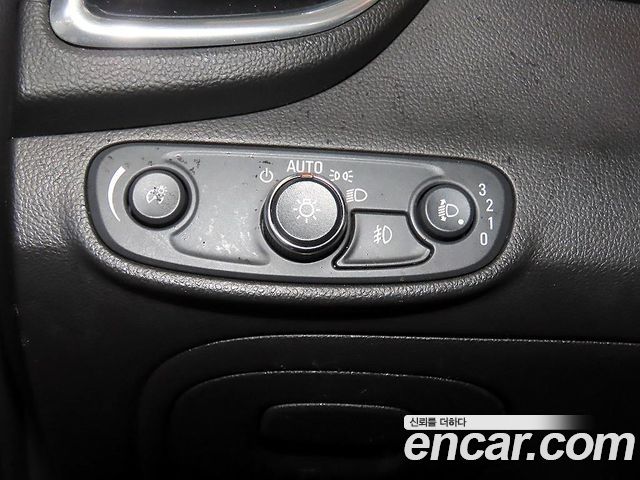 Chevrolet Korea Trax 2019 — photo 14