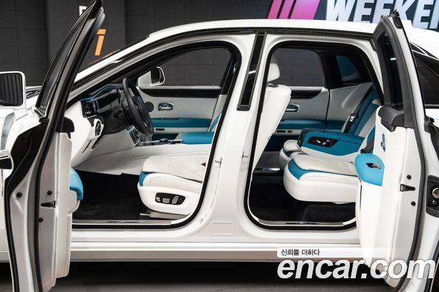 Rolls-Royce Ghost 2022 — photo 8