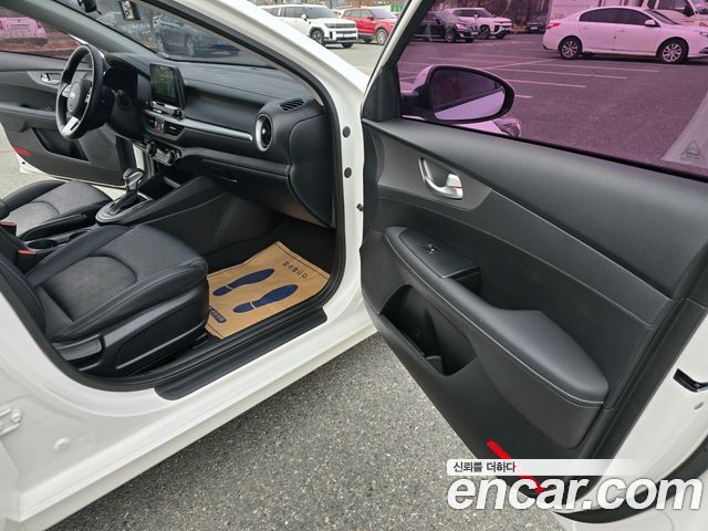 Kia K3 2019 — photo 12
