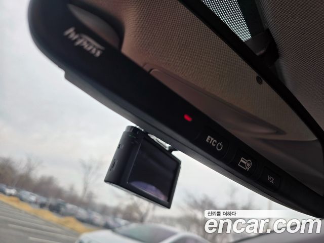 Hyundai AVANTE 2018 — photo 7