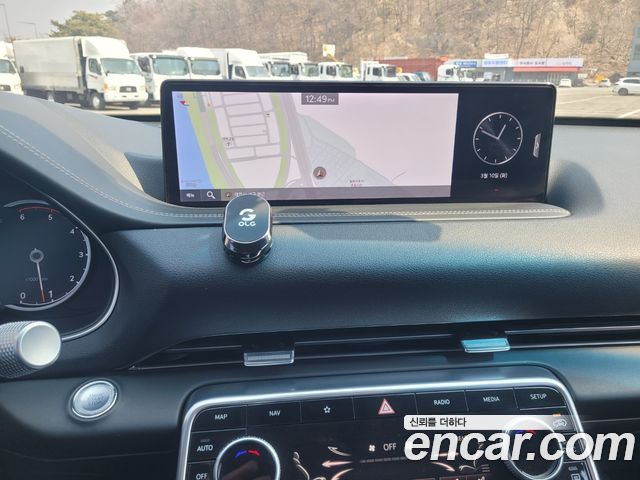 Genesis GV80 2020 — photo 10