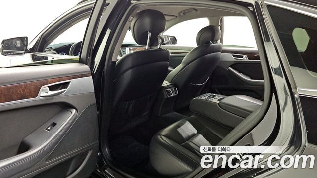 Hyundai Genesis 2014 — photo 11