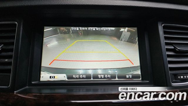 Hyundai Genesis 2014 — photo 17