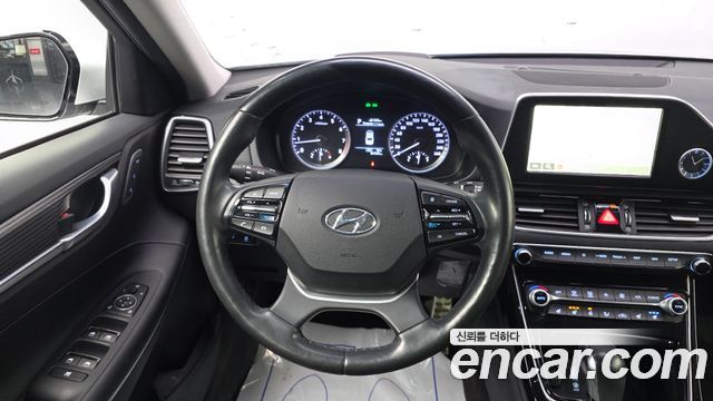 Hyundai Grandeur 2018 — photo 14
