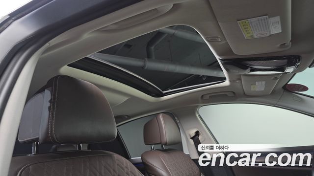 BMW 5-Series 2020 — photo 18