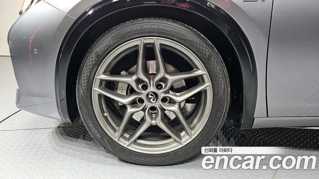 Infiniti Q30 2017 — photo 5