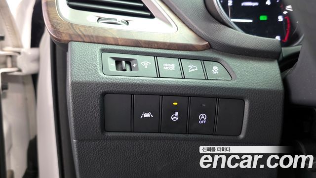 Hyundai Santafe 2017 — photo 14