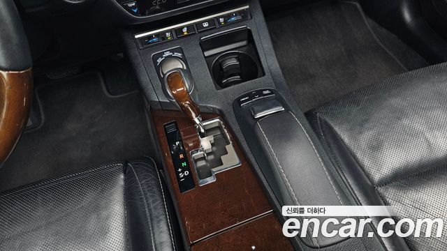Lexus ES 2013 — photo 9