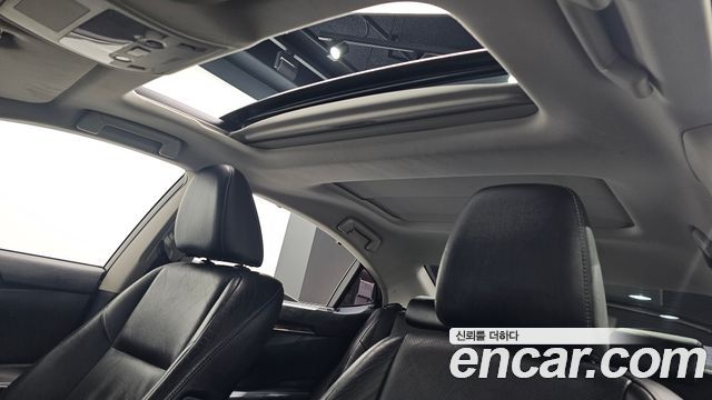 Lexus ES 2013 — photo 17