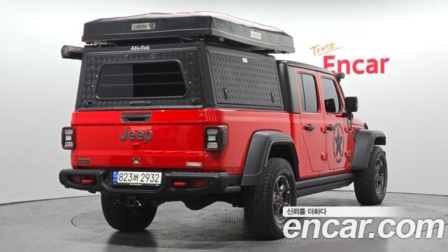 Jeep Gladiator 2021 — photo 2