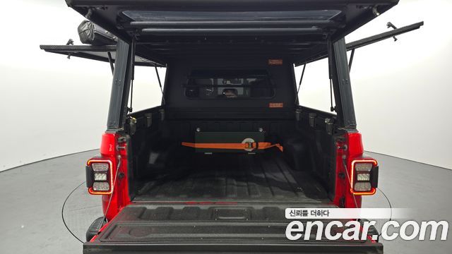 Jeep Gladiator 2021 — photo 19
