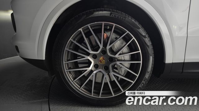 Porsche Cayenne 2019 — photo 5
