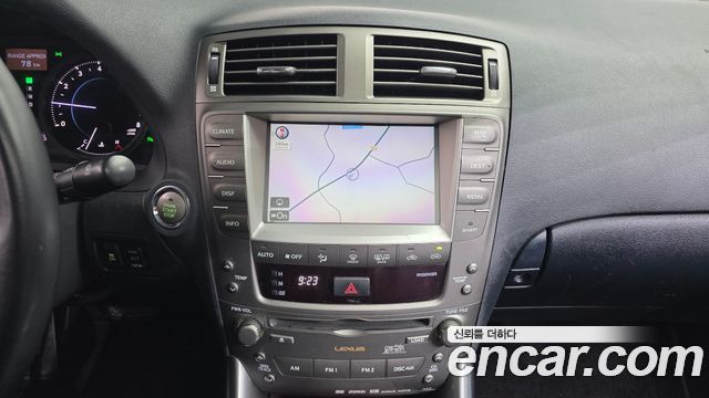 Lexus IS 2008 — photo 15