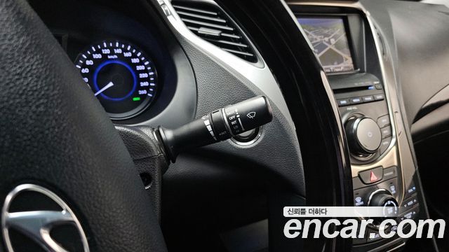 Hyundai Grandeur 2013 — photo 17