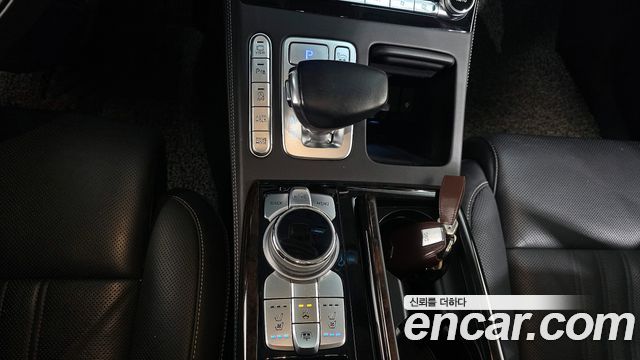 Genesis G90 2019 — photo 9