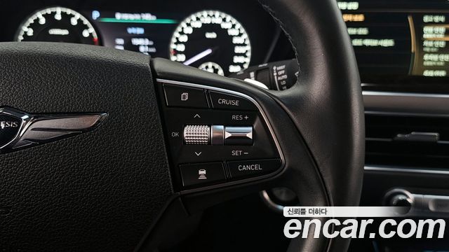Genesis G90 2019 — photo 18