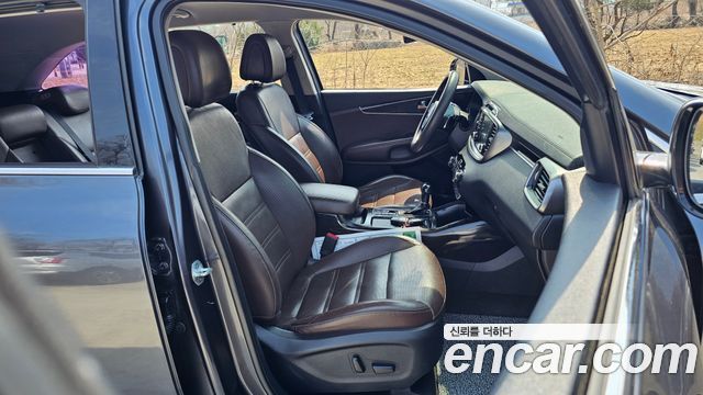 Kia Sorento 2016 — photo 12