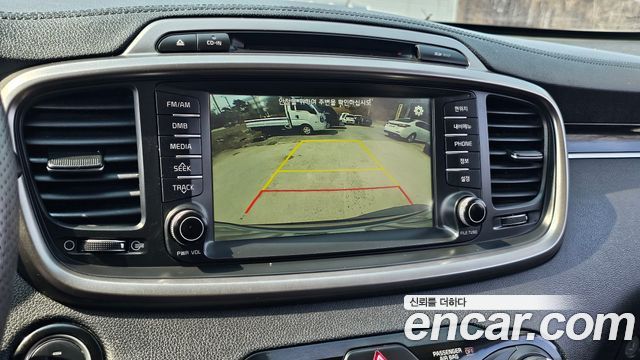 Kia Sorento 2016 — photo 17