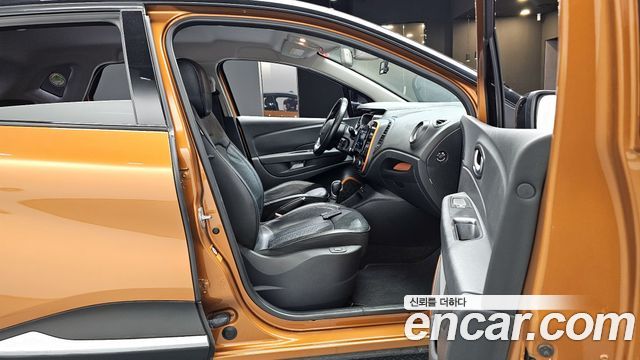 Renault Korea QM3 2018 — photo 11