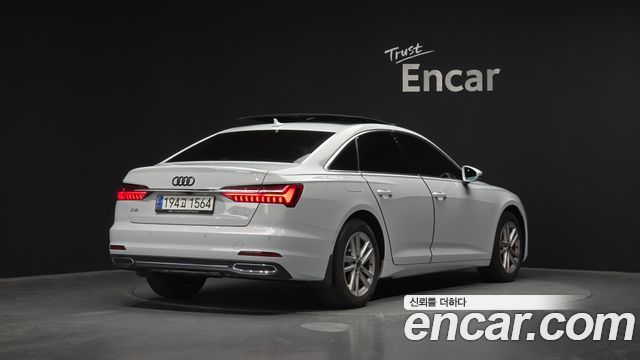 Audi A6 2023 — photo 2