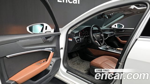 Audi A6 2023 — photo 11