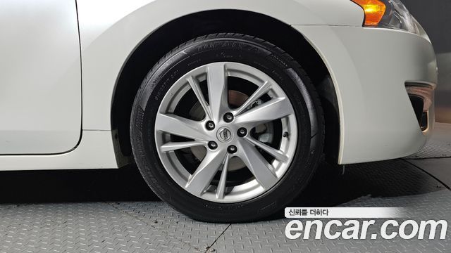 Nissan Altima 2014 — photo 5