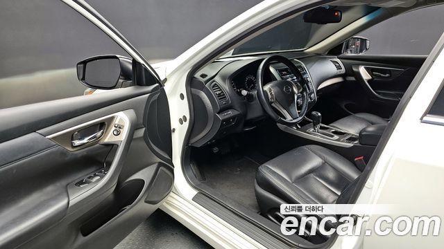 Nissan Altima 2014 — photo 11