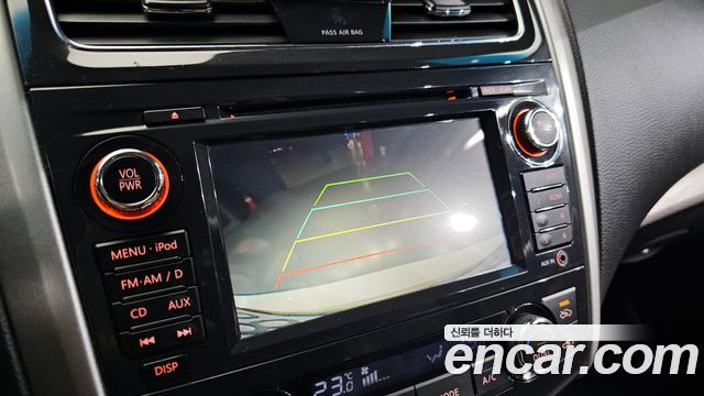Nissan Altima 2014 — photo 15