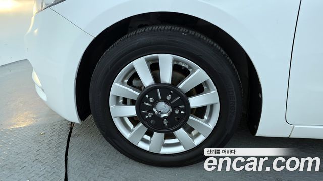 Kia K3 2015 — photo 5