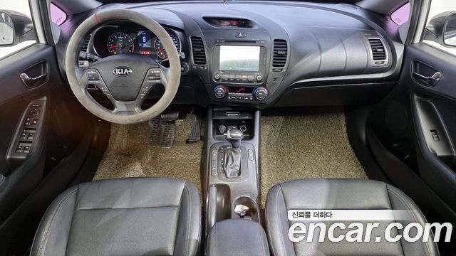 Kia K3 2015 — photo 7