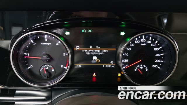 Kia Canival 2022 — photo 8