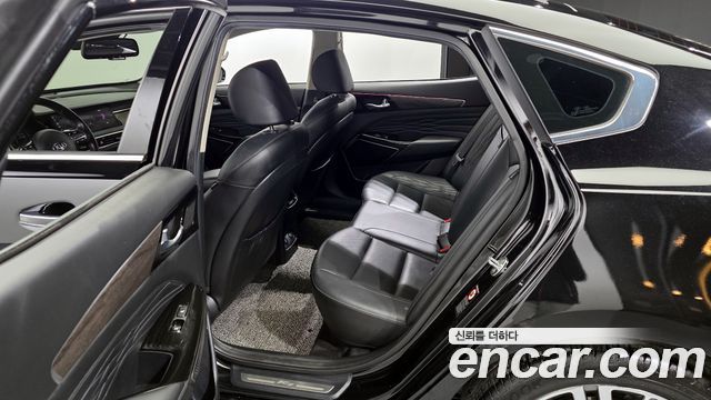 Kia K7 2020 — photo 11