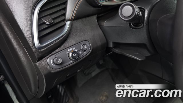Chevrolet Korea Trax 2019 — photo 17