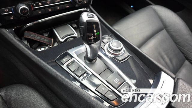 BMW Gran Turismo 2011 — photo 9