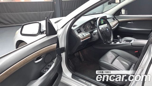 BMW Gran Turismo 2011 — photo 10