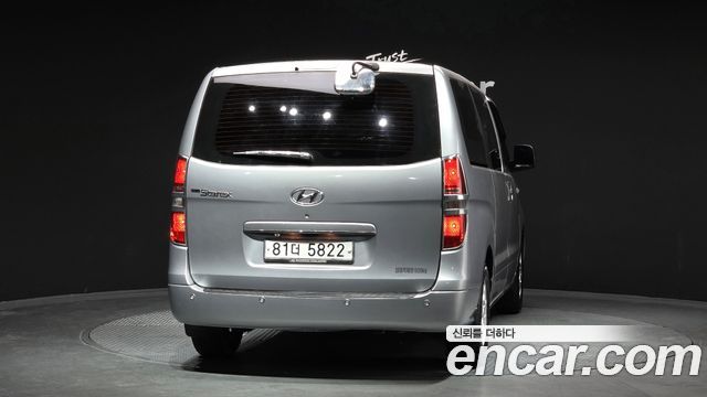 Hyundai Starex 2015 — photo 4