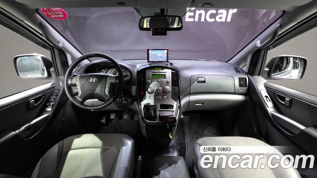 Hyundai Starex 2015 — photo 7