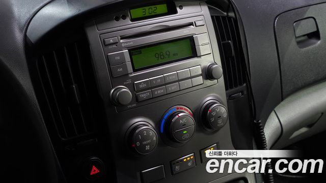 Hyundai Starex 2015 — photo 18