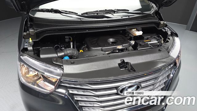 Hyundai Starex 2021 — photo 6