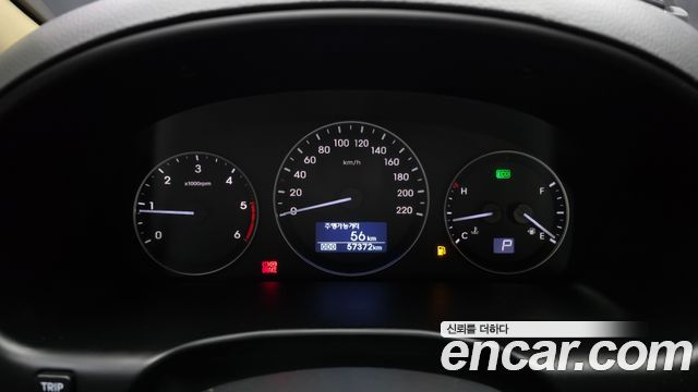 Hyundai Starex 2021 — photo 8