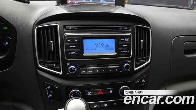 Hyundai Starex 2021 — photo 15