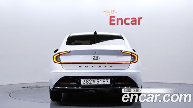 Hyundai Sonata 2022 — photo 4